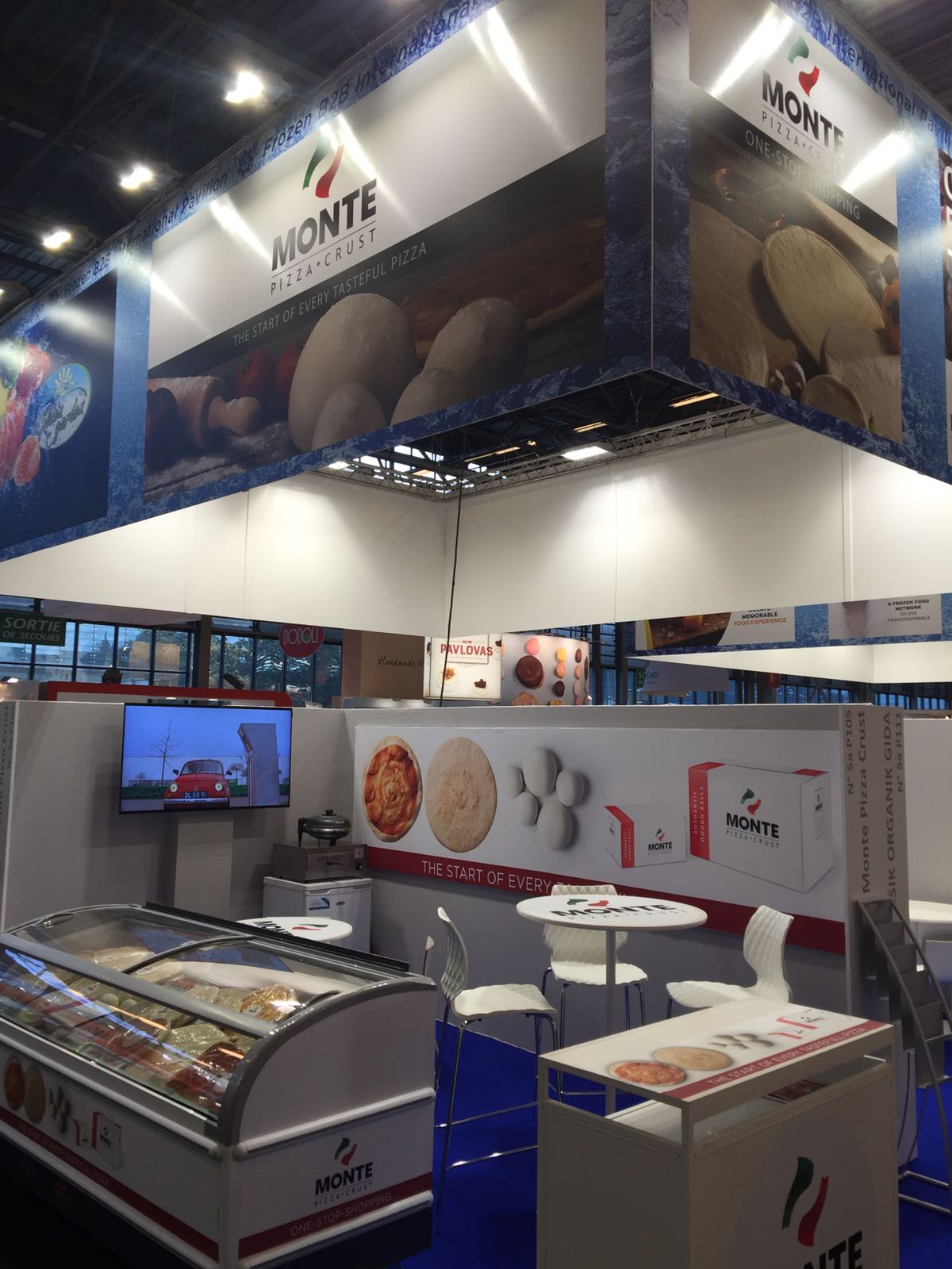 Ready to start at SIAL in Paris! Monte Pizza International
